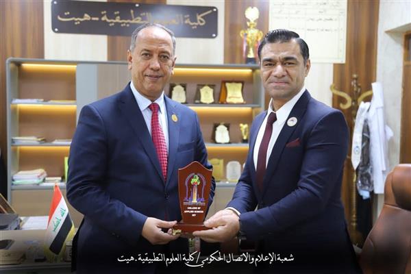 كلية العلوم التطبيقية – هيت تحتفي بإنجازات السيد رئيس جامعة الأنبار الأستاذ الدكتور مشتاق طالب صالح الندا المحترم