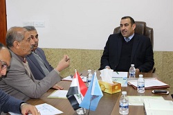 رئيس الجامعة يعقد اجتماعاً مع اعضاء لجنة المؤتمر الدولي للمياه