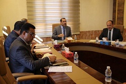 رئيس الجامعة يترأس اجتماعاً لمجلس إدارة صندوق دعم الاقسام الداخلية