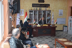 السيد عميد الكلية يترأس اجتماعاً لقسم البيئة