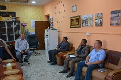 السيد عميد الكلية يستقبل لجنة الاستحداث الوزارية